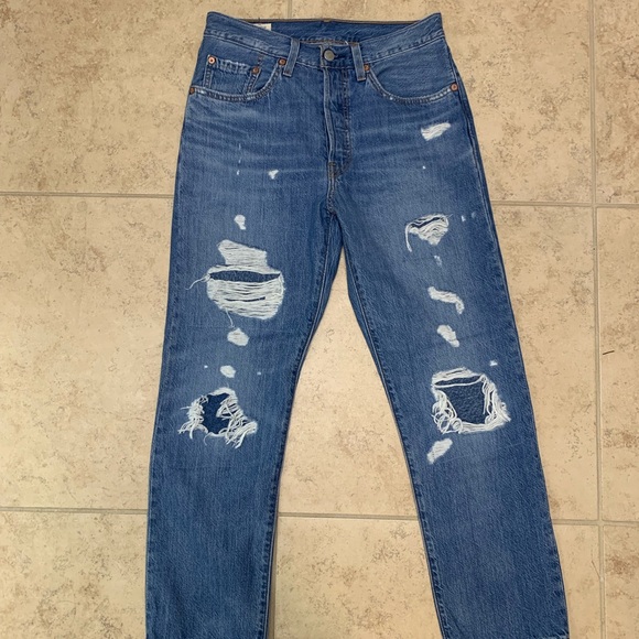 501 distressed Levi’s - Picture 2 of 8